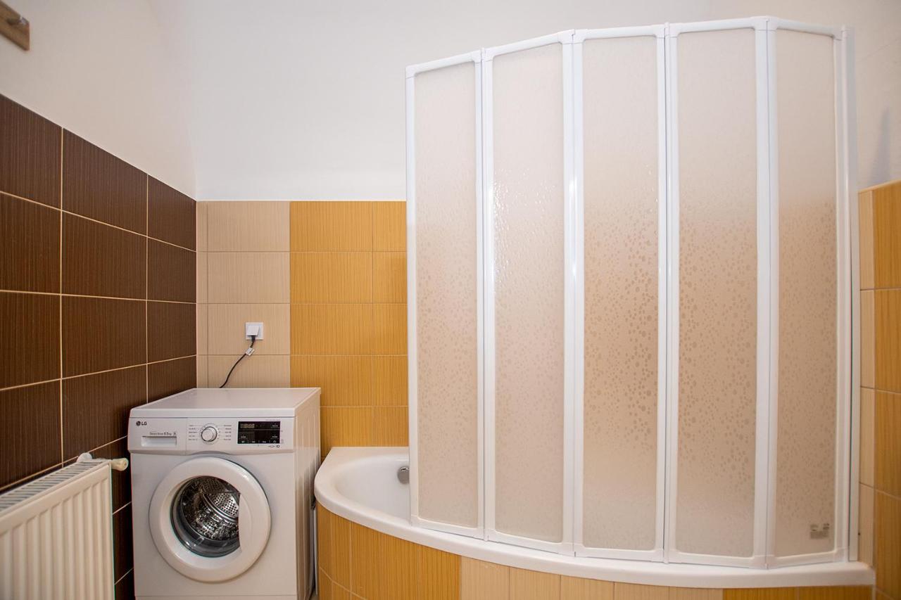 Zora Lak Apartment Sopron Exterior photo